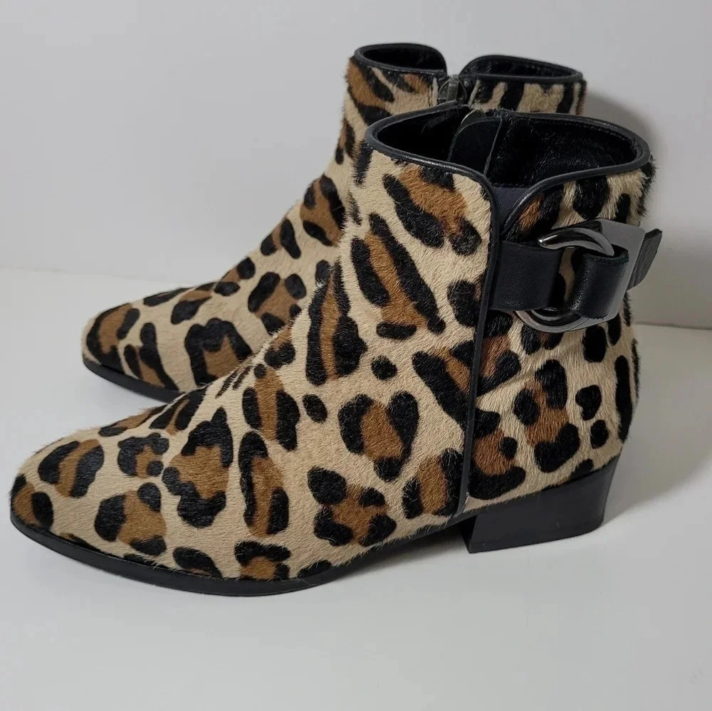 Aquatalia Faria weatherproof cheetah ankle booties with heel 5 - Picture 3 of 8